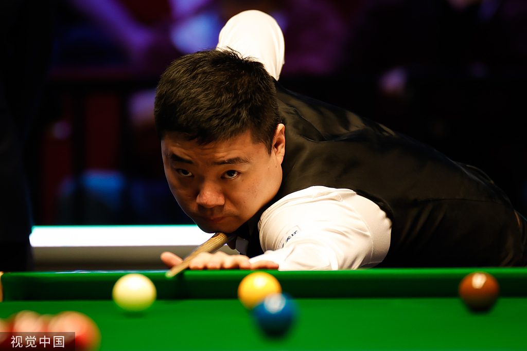 他不仅用自 他不仅用自